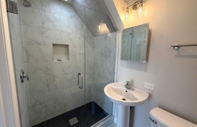 1132 Brighton Place Gallery 4
