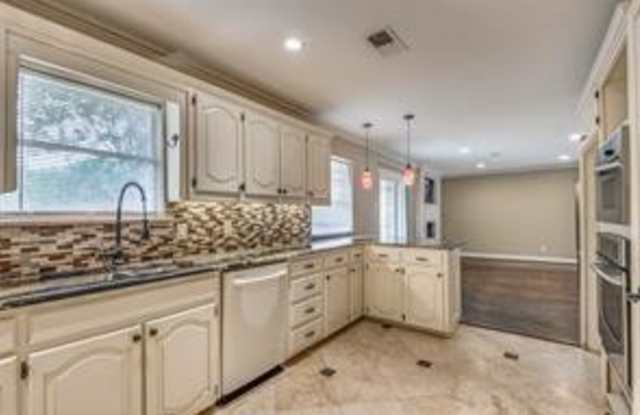 2877 Meadow Port Drive - 2877 Meadow Port Drive, Farmers Branch, TX 75234
