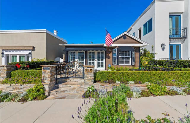 215 Fernleaf Avenue - 215 Fernleaf Avenue, Newport Beach, CA 92625