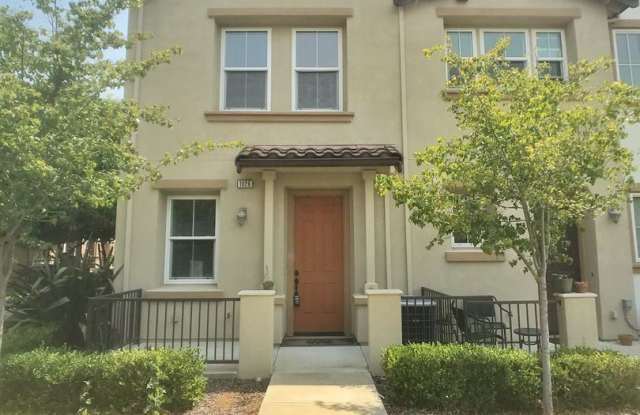 1026 Martin Luther King Dr. - 1026 Martin Luther King Jr Drive, Hayward, CA 94541