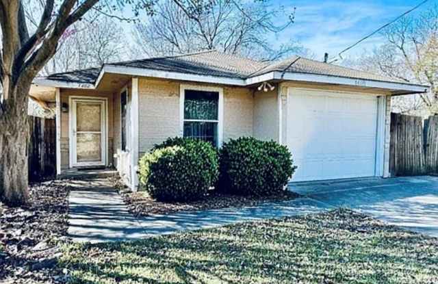 1402 S Montgomery Street photos photos