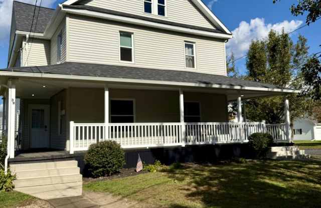 37 Susquehanna Avenue Gallery 1
