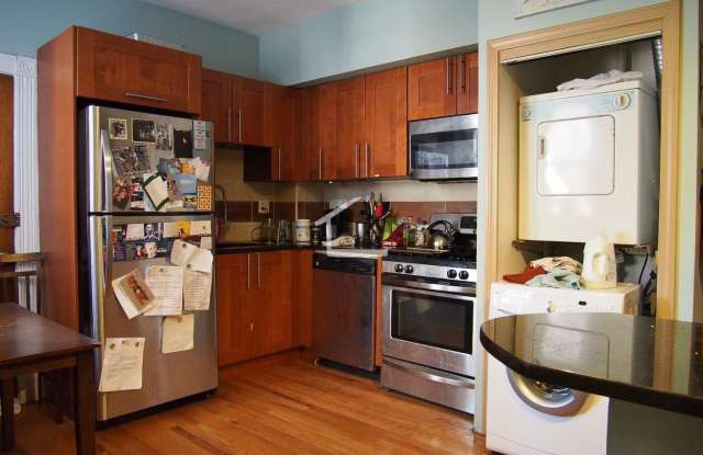 Renovated Allston / BU West Campus 4 Bed/2 Bath Condo on Glenville Ave for September 1st - 30 Glenville Avenue, Boston, MA 02134