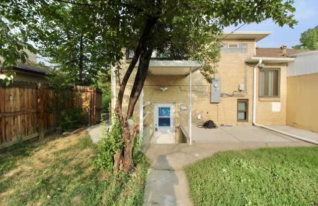 2029 Kenton St Gallery 2