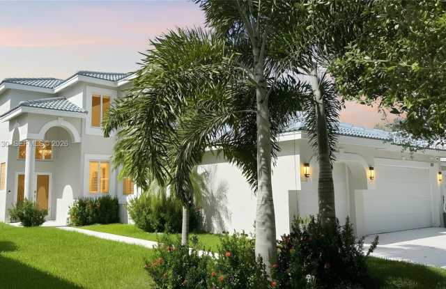 212 SW 179th Ave photos photos