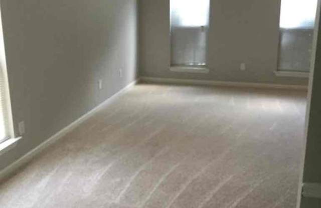 1138 Summerstone Trace Gallery 3