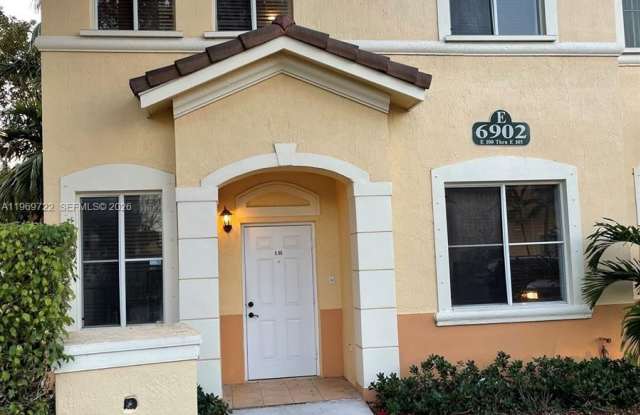 6902 NW 174th Ter photos photos