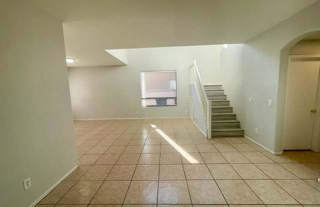 11367 W Mohave St Gallery 4