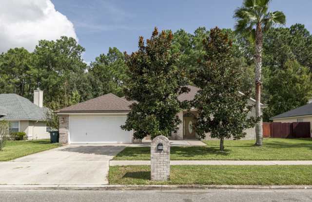 1939 KNOTTINGHAM TRACE LN - 1939 Knottingham Trace Lane, Jacksonville, FL 32246