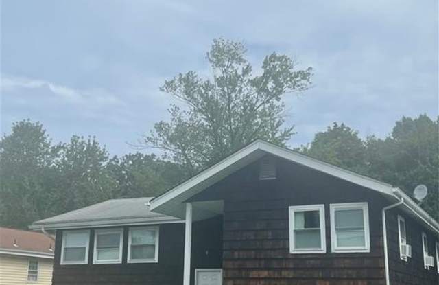 7 Brush Court - 7 Brush Court, West Haverstraw, NY 10923