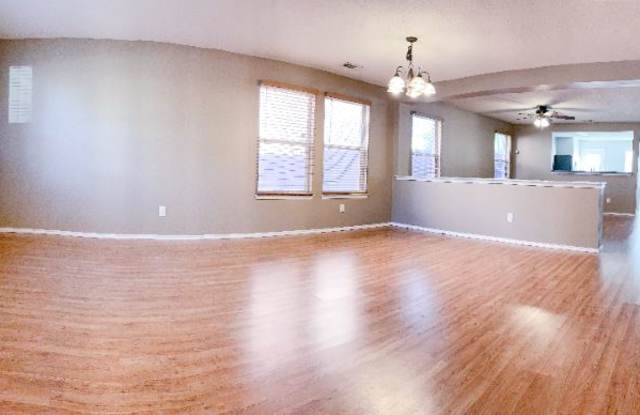2552 Tan Oak Dr. Gallery 4