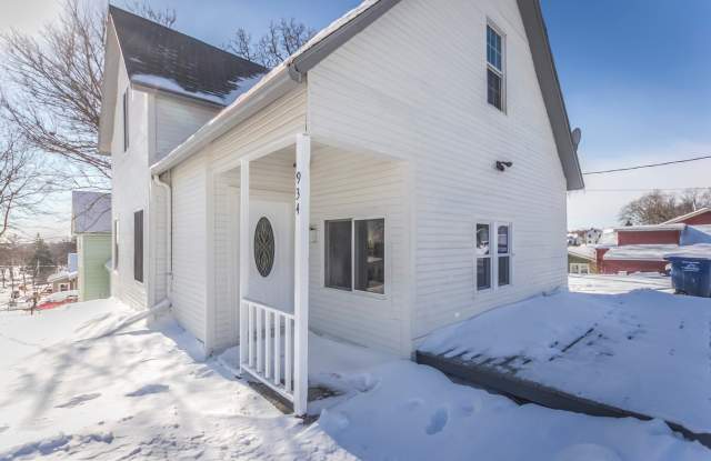 Update 3 bedroom 2 bath home photos photos