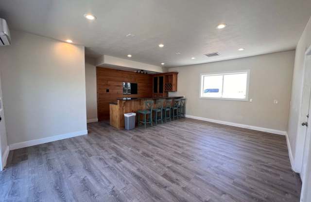 *utilities included* Remodeled Studio Apartment In Hildale - 740 Uzona Avenue, Hildale, UT 84784