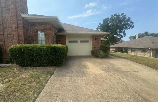 507 Shoreview Drive - 507 Shoreview Drive, Rockwall, TX 75087