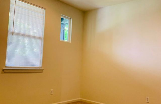 656 Valley Oak Terrace Gallery 2
