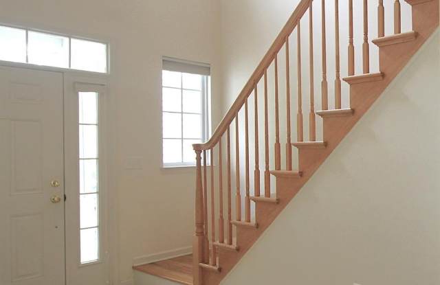 72 Truman Avenue Gallery 2