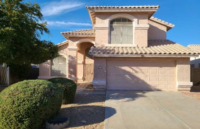 BEAUTIFUL 2 STORY HOME WITH PRIVATE POOL IN PEORIA! - 8004 West Eugie Avenue, Peoria, AZ 85381