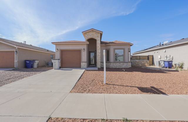 4941 Ruben Soto photos photos