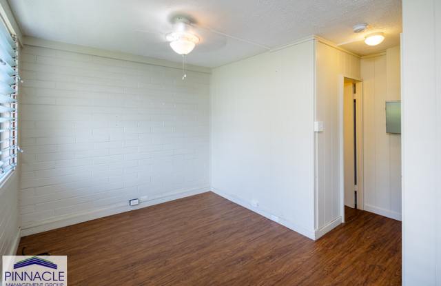 2810 Varsity Circle #5 Gallery 3