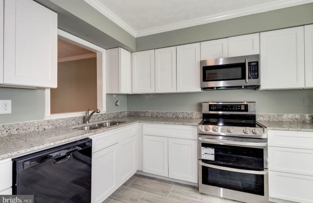 15009 COURTLAND PLACE Gallery 3