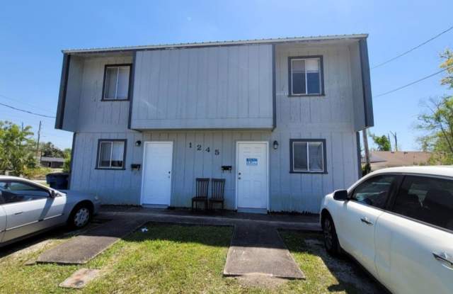 2 Bedroom Townhome in Panama City - 1245 Jenks Avenue, Panama City, FL 32401