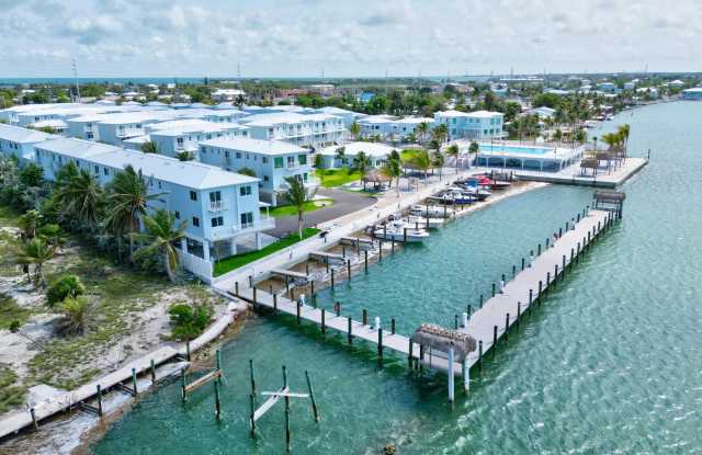 10877 Overseas Highway photos photos