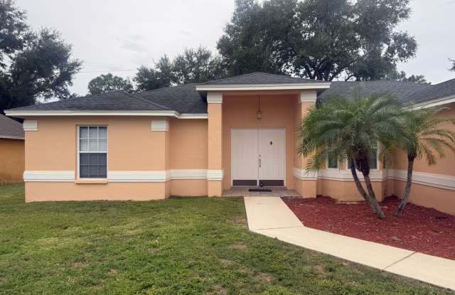 Winter Haven spacious 3/2 near Legoland! Available Now! photos photos