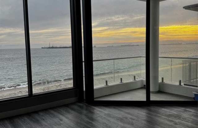 6117  East Seaside Way Gallery 4