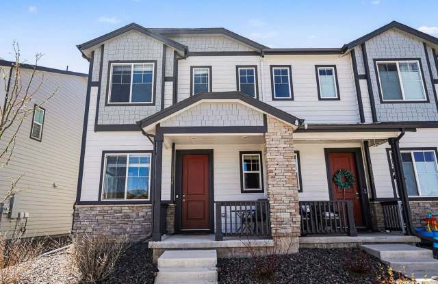 Gorgeous 3 bed 2.5 bath Home Available in Parker! photos photos