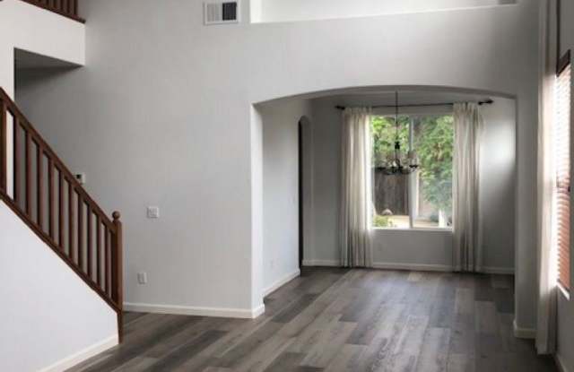 12609 Senda Panacea Gallery 2