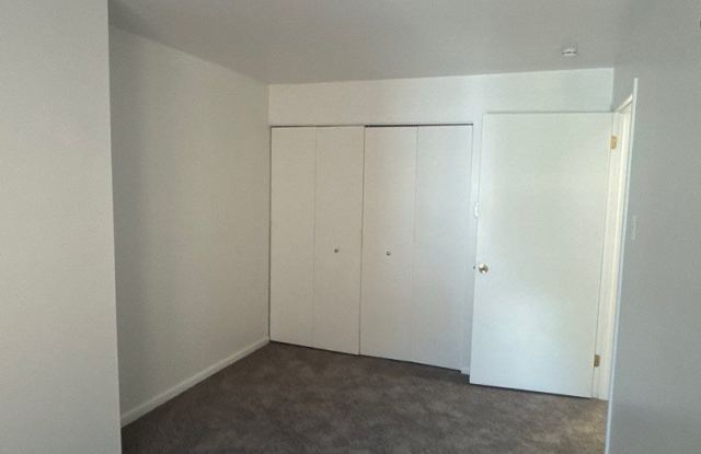 505 N Neville St photos photos