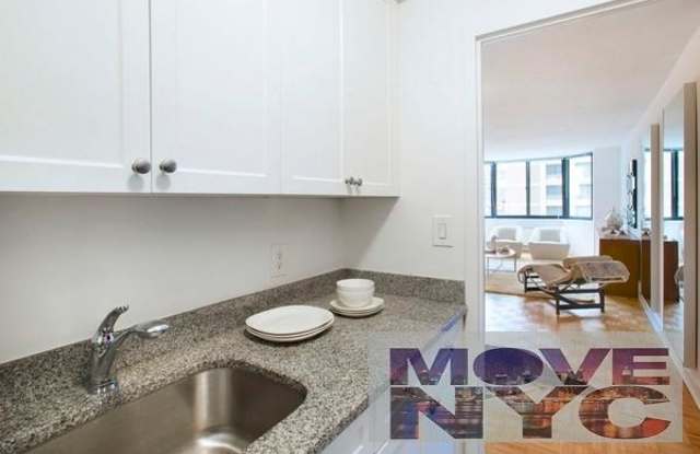 101 West 95th Street Gallery 3