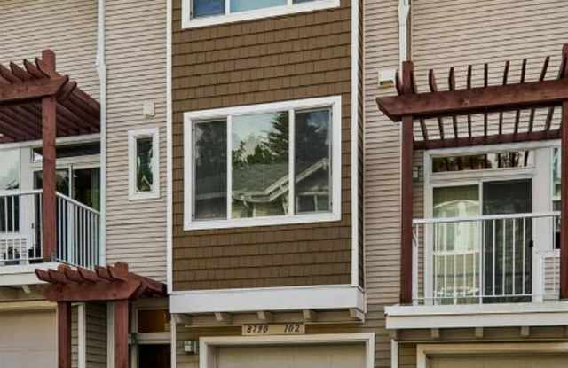 2-Bedroom Beaverton Condo with Private En-Suite Bathrooms, Open Floor Plan, Private Balcony & Attached Garage photos photos