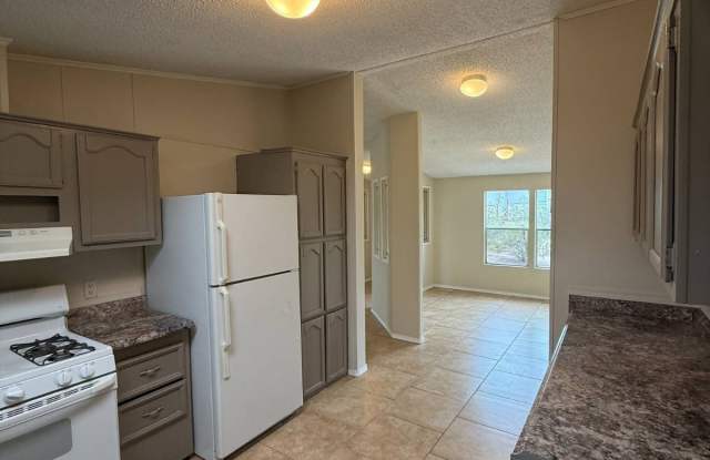 6575 N Pelto Path Gallery 3