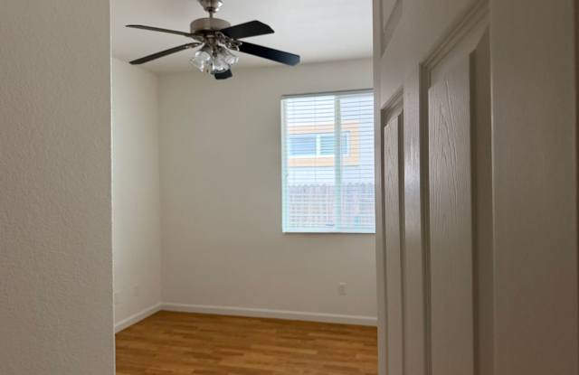 4 Bed/ 3 Bath House photos photos 4 Bed/ 3 Bath House photos photos