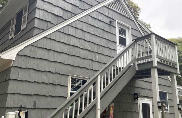 17 Woodfield Avenue Gallery 1