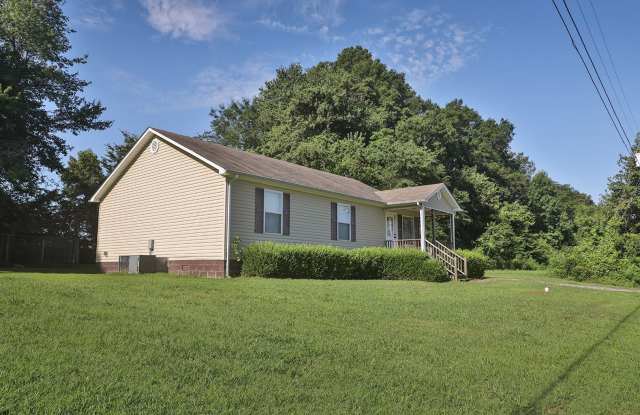 Charming 3 BD, 2 BA Home in Martin, TN! photos photos