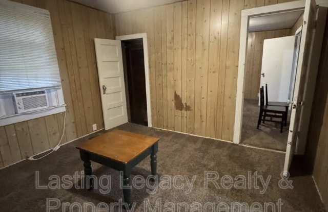 2008 Harrison Ave Gallery 4