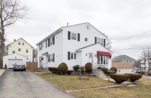 98 Gloucester Street - 98 Gloucester Street, Providence, RI 02908