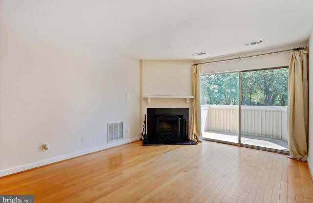 18210 CHALET DR #1-51 Gallery 3