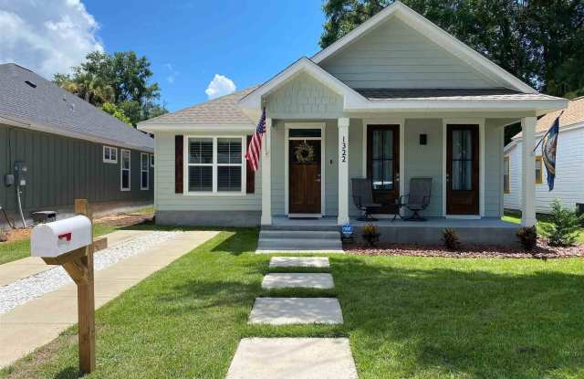 1322 N 7th Ave - 1322 North 7th Avenue, Pensacola, FL 32503