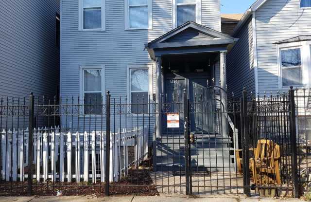 1628 N WASHTENAW Avenue - 1628 North Washtenaw Avenue, Chicago, IL 60647