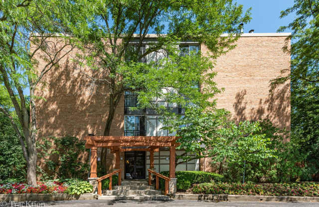 1833 FOUR LAKES Avenue unit: 4H - 1833 Four Lakes Avenue, DuPage County, IL 60532