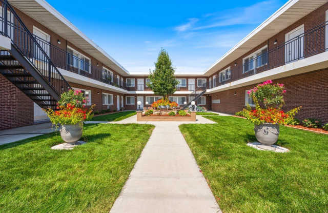 7834 95th St photos photos