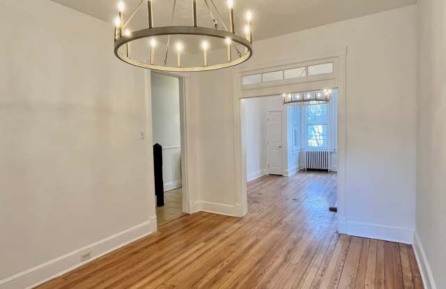 H Street Corridor|3 bd 1 bth Row House|High Ceilings, Bright, 1800sqft photos photos