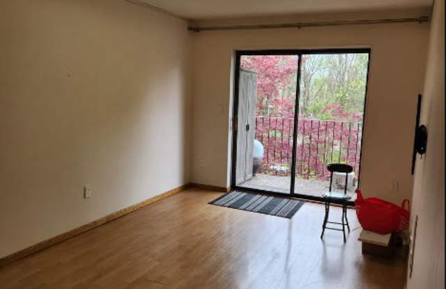 2613 Emmons Ave Apt 2B Gallery 2