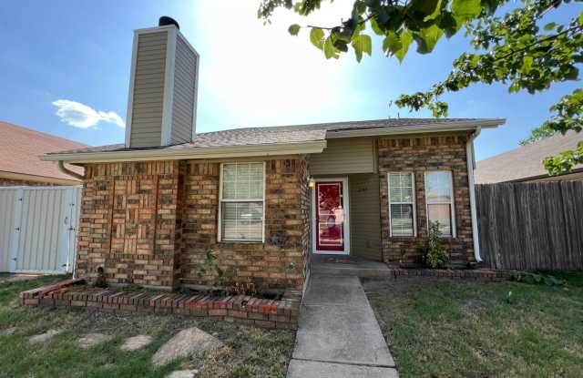3 Bedroom 2 bathroom Moore Schools!!! photos photos