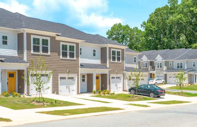 Oak Lake Townhomes photos photos