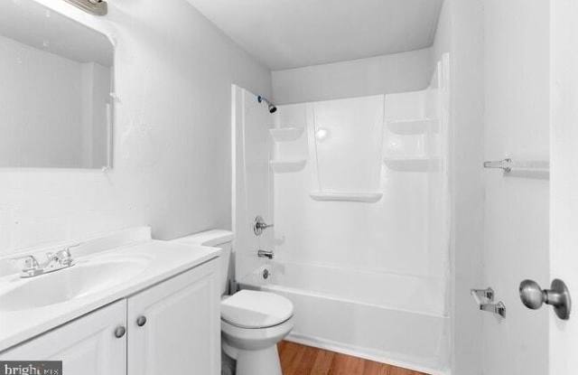 126 S 4TH Street unit: B - 126 South 4th Street, Millville, NJ 08332