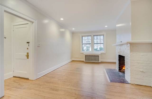 812 Farmington Gallery 3